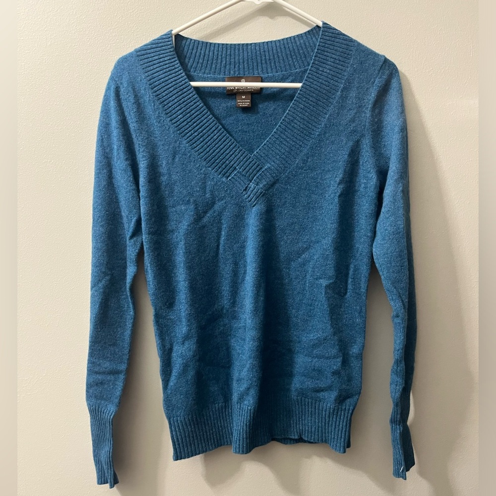 Fenn Wright Manson blue cashmere sweater Medium